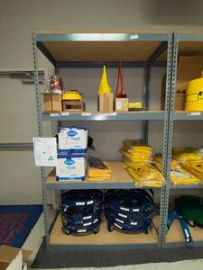 lot 464 image: Shelving unit only 60w x 24d x 84h