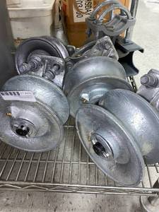 lot 470 image: Sliding Gate rollers pipe mount