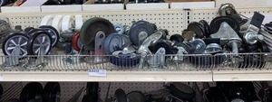 lot 489 image: Mixed Lot of Casters, see pictures