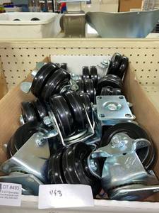 lot 493 image: Mixed Lot of Casters, see pictures