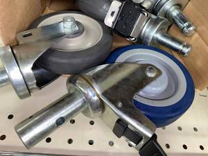 lot 494 image: Mixed Lot of Casters, see pictures