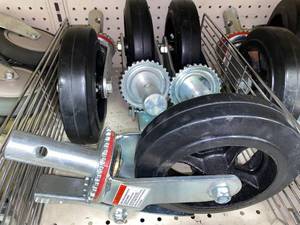 lot 501 image: Mixed Lot of Casters, see pictures