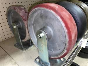 lot 513 image: Mixed Lot of Casters, see pictures
