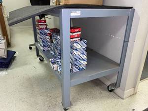 lot 581 image: Metal Cart with Casters W48 x D24 x H34