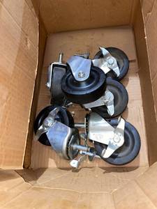 lot 365 image: Mixed Lot of Casters and Mounts