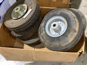 lot 640 image: Mixed Lot of Dolly Wheel Hub Tires