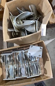 lot 654 image: Mixed Lot of Rigid Swivel Casters