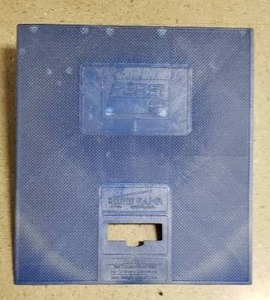 lot 566 image: PEPSI COLOA LOGO CURB RAMP, 23.5 LENGTHx21.5 Wx6H, LIGHTWEIGHT PORTABLE CURB RAMP