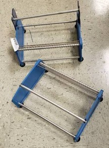 lot 187 image: 2 Shipping label Dispenser