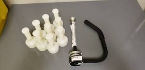 lot 194 image: PLASTIC WRAP HANDLE AND STRETCH WRAP DISPENSESR