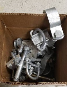 lot 524 image: Box of Caster Clamps