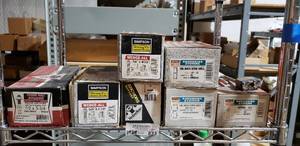 lot 833 image: Shelf lot of mixed Concrete anchors