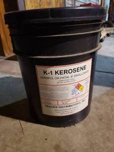 lot 880 image: New 5 gal can of Kerosene