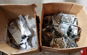 lot 755 image: Mixed lot of Casters and brakes