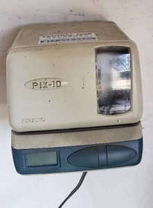 lot 895 image: Time Recorder Model PIX-10