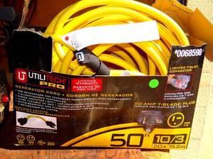 lot 22 image: Heavy Duty Utilitech Pro 50-ft 103 3-Prong 20 amp T Plug Power Cord