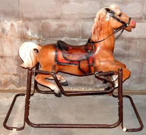 lot 33 image: AMAZING - VINTAGE 1950-1980 WONDER HORSE ROCKING HORSE RARE