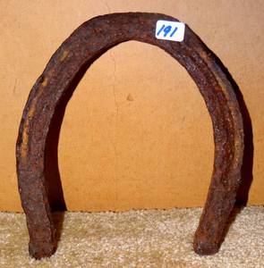 lot 191 image: NEED SOME GOOD LUCK OLD VINTAGE HORSESHOE