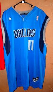 lot 195 image: Dallas Mavericks Monta Ellis Adidas Blue Swingman #11 Jersey XXL