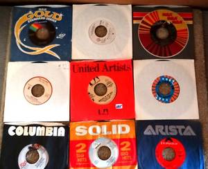 lot 235 image: Assorted Lot of Vintage 45s