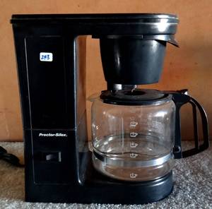 lot 243 image: PROCTOR-SILEX 12 CUP COFFEE MAKER
