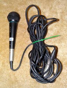 lot 268 image: EXC Shure BG 3.1 Dynamic Microphone OnOff Switch Internal Shockmount Black Mic