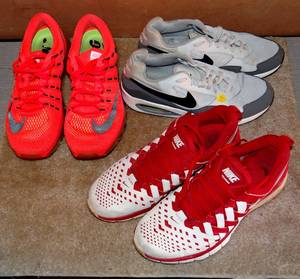lot 118 image: THREE COLLECTORS NIKE FOOTWEAR - ALL SIZE 10.5 (USED)