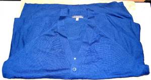 lot 284 image: AMERICAN AIRLINES FLIGHT ATTENDANT UNIFORM - MENS CARDIGAN (NEW IN BAG) SIZE XL