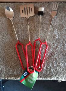 lot 292 image: UNUSED COLEMAN OUTDOOR COOKING TOOLS - GREAT FOR CAMPING
