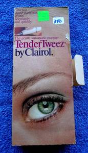 lot 340 image: VINTAGE - 1977 TenderTweez By Clairol Automatic Tweezers -NIB