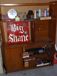 lot 350 image: LARGE WOOD ENTERTAINMENT CENTER