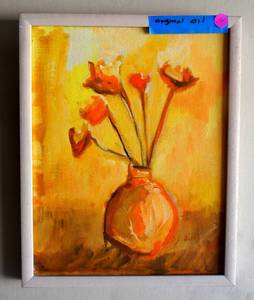 lot 14 image: Original Oil of 5 flowers in a vase. - simple and elegant - hand signed