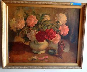 lot 47 image: Another Beautifully Framed Art Print of a Floral Centerpiece