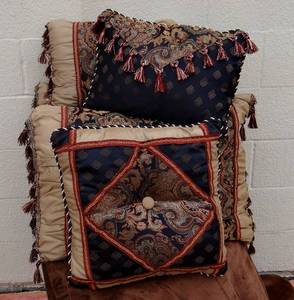 lot 110 image: Lot of 5 Ultra Plush Pillows wTassels - 2 Large, 2 Medium, and 1 Square