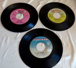 lot 153 image: Assorted Lot of Vintage 45s