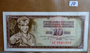 lot 10 image: YUGOSLAVIA 1968 - 10 DINAR