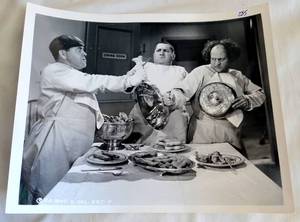 lot 235 image: WOW This is an ORIGINAL 1930s1940s THREE STOOGES photograph (NOT A COPY) 1938 CALLIN ALL CARS