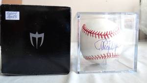 lot 245 image: AUTOGRAPHED - CLEON JONES NEW YORK METS SIGNED AUTOGRAPHED M.L. BASEBALL IN PROTECTIVE DISPLAY CASE