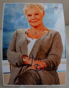 lot 266 image: AUTOGRAPHED - DAME JUDI DENCH SIGNED AUTOGRAPHED 4X6 PHOTO ACTRESS ($15.00)
