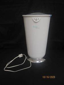 lot 780 image: BROOKSTONE TOWEL WARMER&nbsp