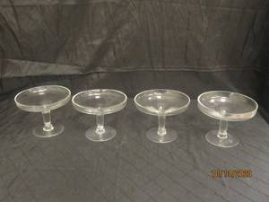lot 745 image: TOTAL OF 4 CLEAR GLASS PEDESTAL CAKE STANDS&nbsp&nbsp6 H X 8  DIAMETER