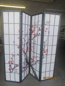 lot 767 image: NEAGLE JAPANESE PLUM BLOSSOM 4 PANEL ROOM DIVIDER&nbsp 68 L X 70 H&nbsp