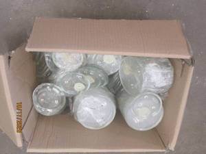 lot 846 image: GENEROUS AMOUNT OF CLEAR GLASS CANDLE PLATES