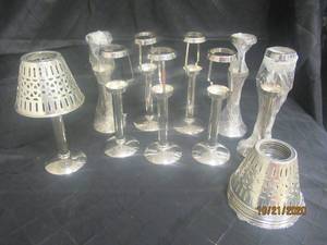 lot 868 image: TOTAL OF 9 SHERIDAN SILVER TEA LIGHT HOLDER WITH SILVER SHADE&nbsp