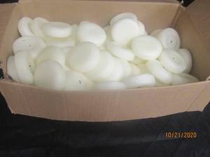 lot 884 image: GENEROUS AMOUNT OF FLOATERS&nbsp