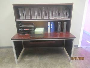 lot 889 image: OFFICE&nbsp DESK WITH CONTENTS&nbsp