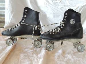 lot 71 image: Official Roller  Skate black size large vintage