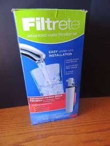 lot 90 image: Filtrate under sink water filter in  original box (used)