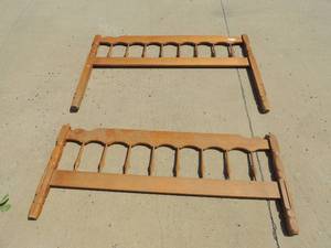 lot 42 image: Full size headboard and footboard