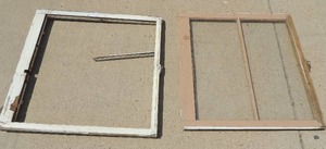 lot 43 image: 7 vintage windows sizes range from 24x24